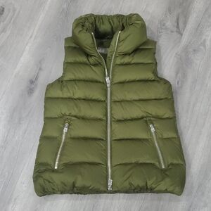 ADD Olive Green Puffer Vest with Zipper Pockets NEW WITHOUT TAGS size 0